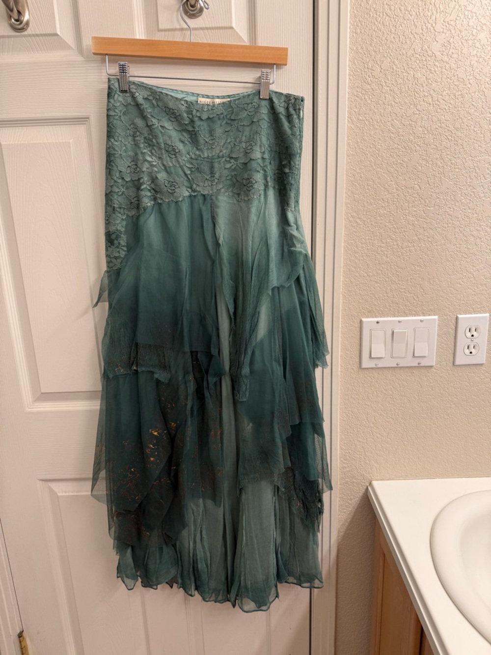 NWT Free People Nigel Preston Hand-Painted Fairy Chiffon Pants Medium - Picture 3 of 4